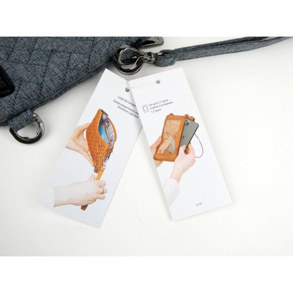 Lug Peekaboo Quilted Wristlet NWT - Picture 15 of 15